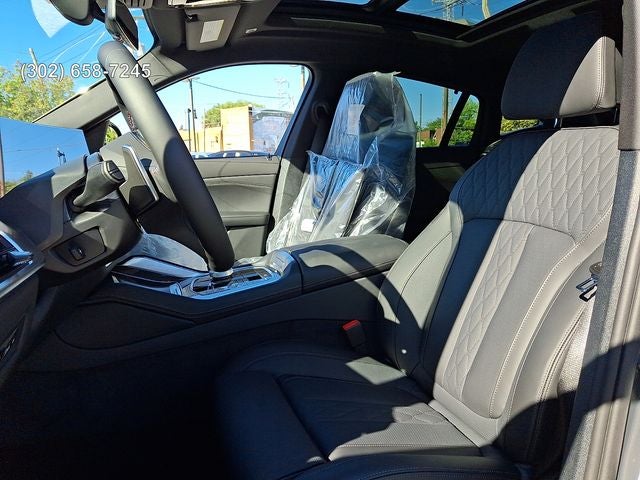 2027 BMW X6 M60i