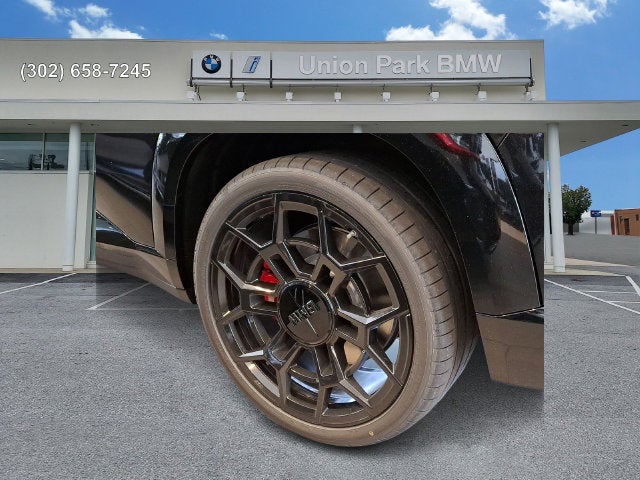 2027 BMW XM Label