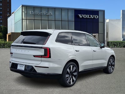 2026 Volvo EX90 Twin Motor Ultra 7-Seater