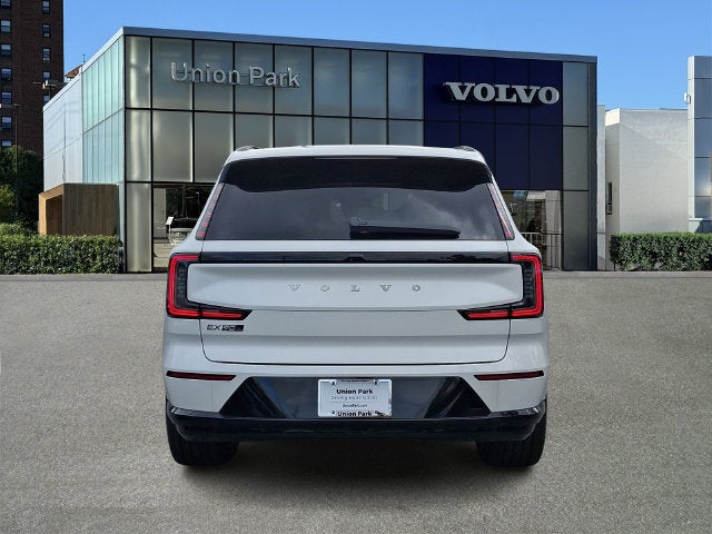 2026 Volvo EX90 Twin Motor Ultra 7-Seater