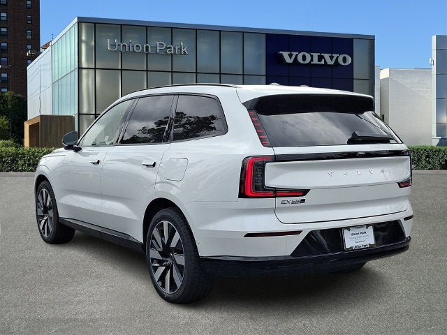 2026 Volvo EX90 Twin Motor Ultra 7-Seater