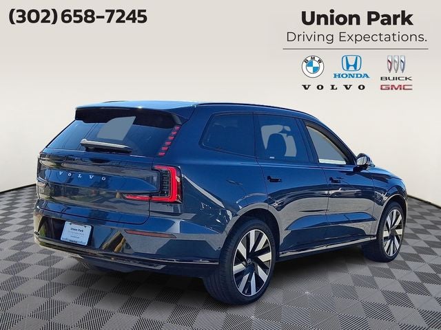 2026 Volvo EX90 Single Motor Plus