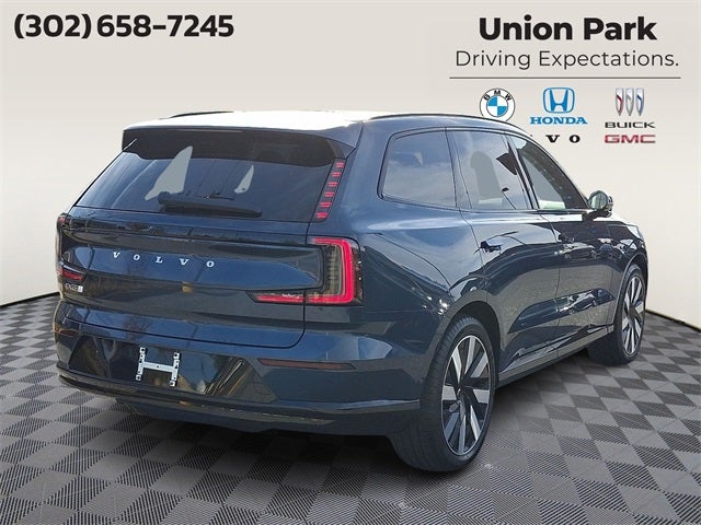 2025 Volvo EX90 Twin Motor Performance Ultra 7-Seater