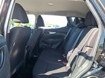 2022 Nissan Rogue Sport S