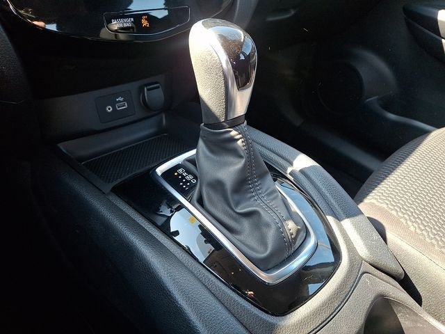 2022 Nissan Rogue Sport S