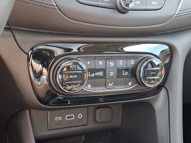 2023 Buick Encore GX Essence