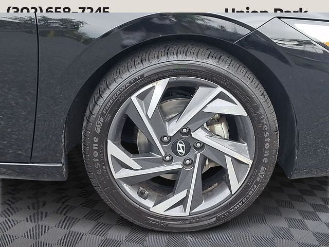 2024 Hyundai Elantra Limited