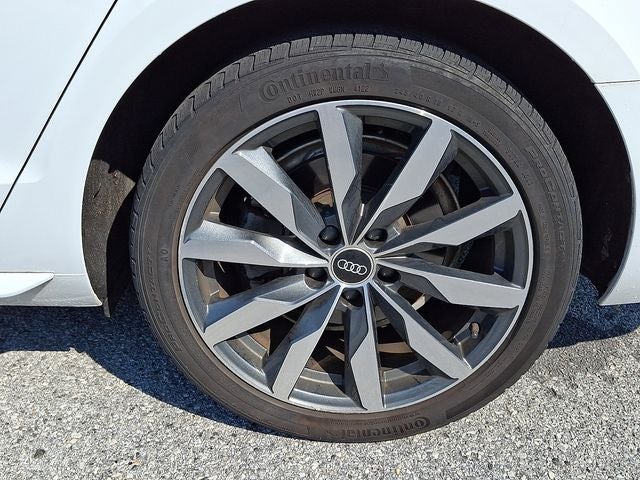 2022 Audi A4 40 Premium Plus quattro