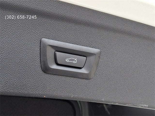 2025 BMW iX xDrive50