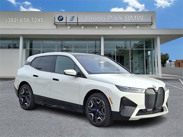 2025 BMW iX xDrive50