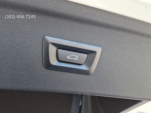 2025 BMW iX xDrive50