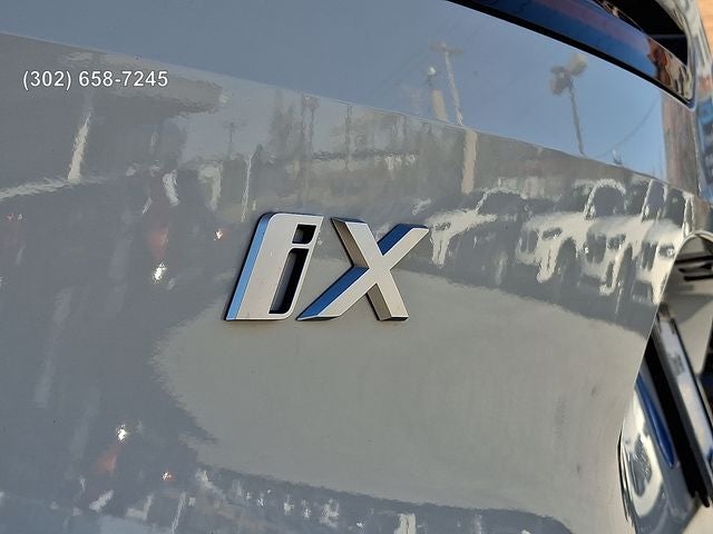 2025 BMW iX xDrive50