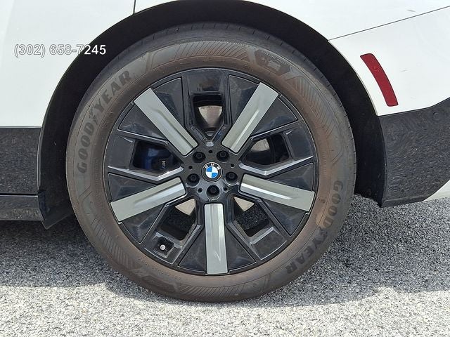 2023 BMW iX M60