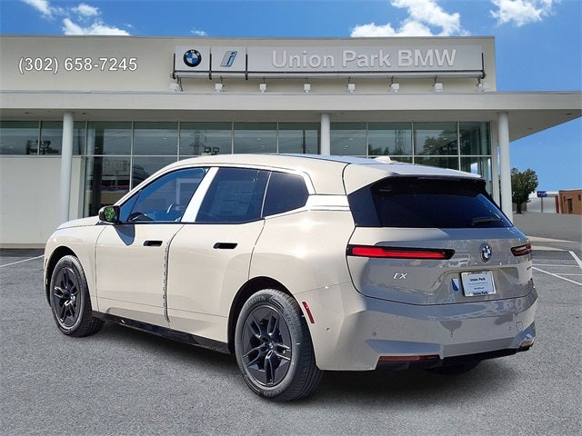 2026 BMW iX xDrive45