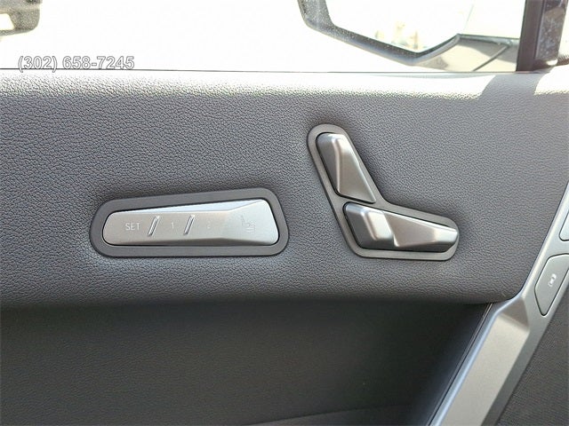 2026 BMW iX xDrive60