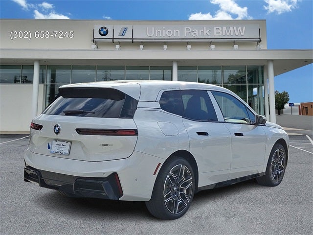 2026 BMW iX xDrive60