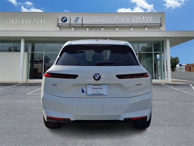 2026 BMW iX xDrive60