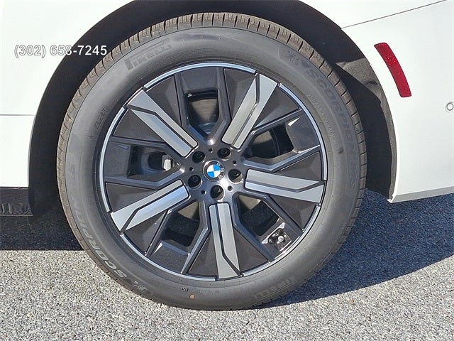 2026 BMW iX xDrive60