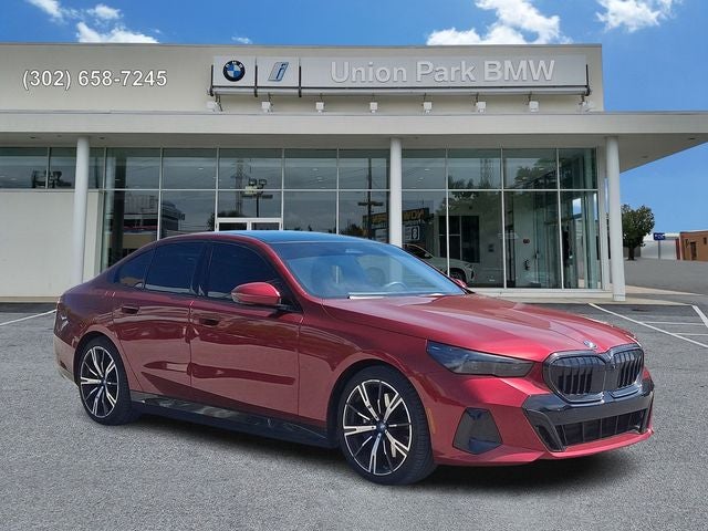 2025 BMW 5 Series 550e xDrive