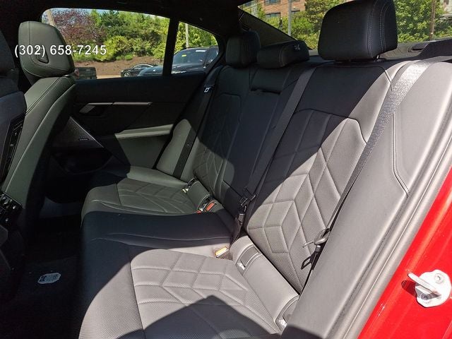 2025 BMW 5 Series 550e xDrive