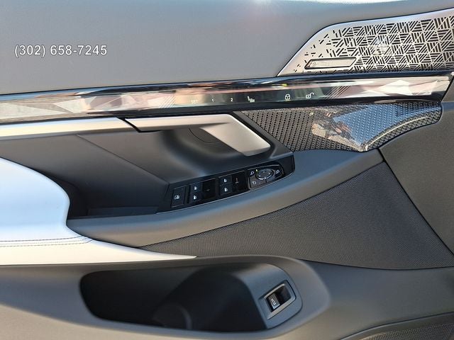 2026 BMW 5 Series 550e xDrive