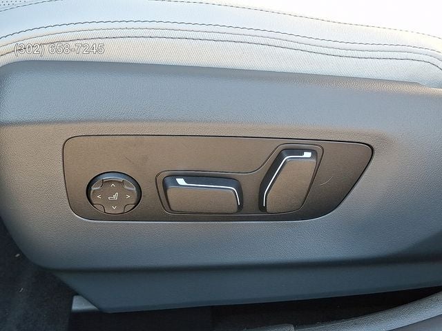 2026 BMW 5 Series 550e xDrive