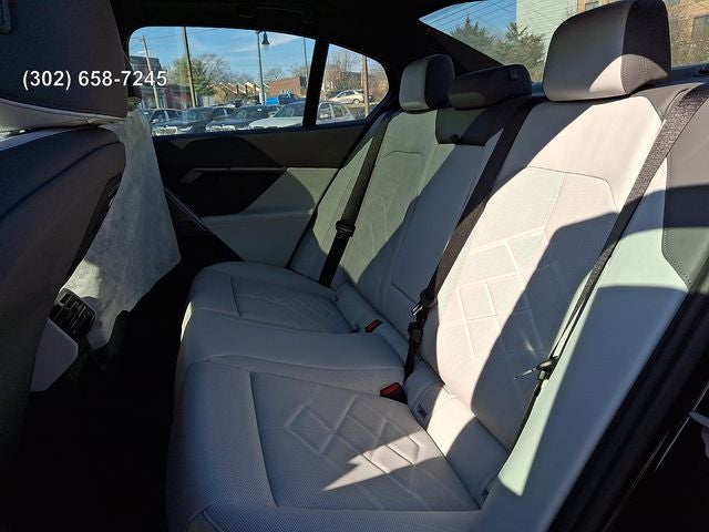 2026 BMW 5 Series 550e xDrive