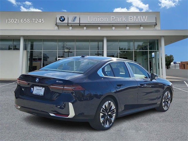 2026 BMW 5 Series 530i xDrive