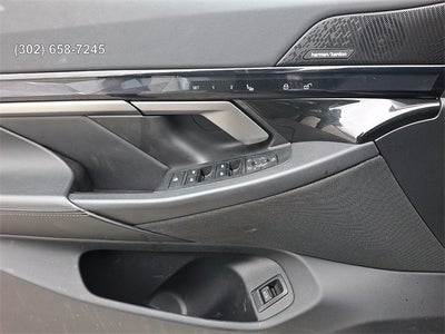 2025 BMW 5 Series 540i xDrive