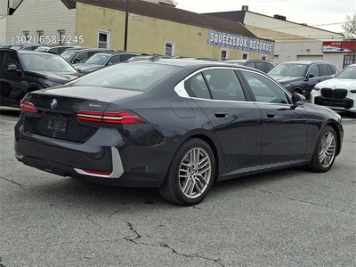 2025 BMW 5 Series 540i xDrive