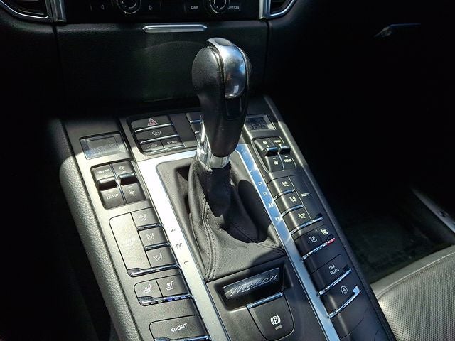 2015 Porsche Macan S