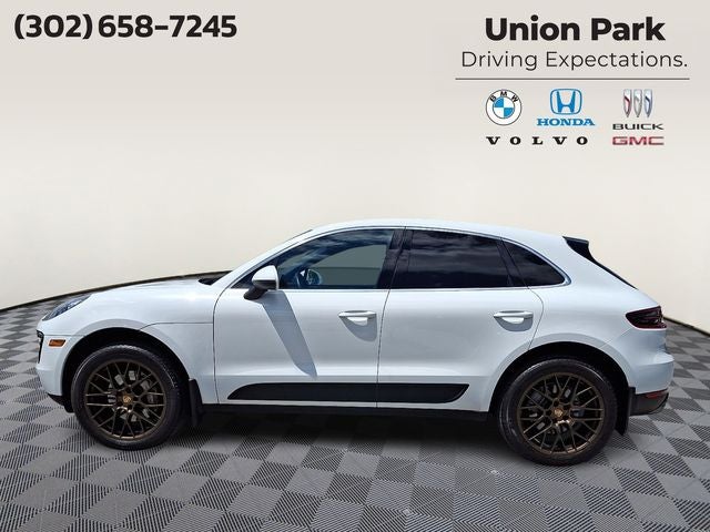 2015 Porsche Macan S