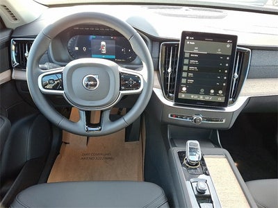 2026 Volvo XC90 B6 Plus 6-Seater