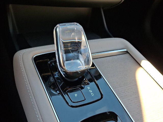2027 Volvo XC90 B6 Plus 6-Seater