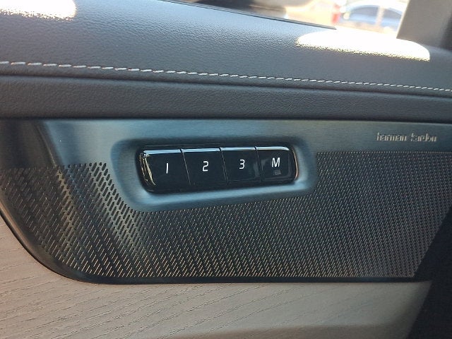 2027 Volvo XC90 B6 Plus 6-Seater