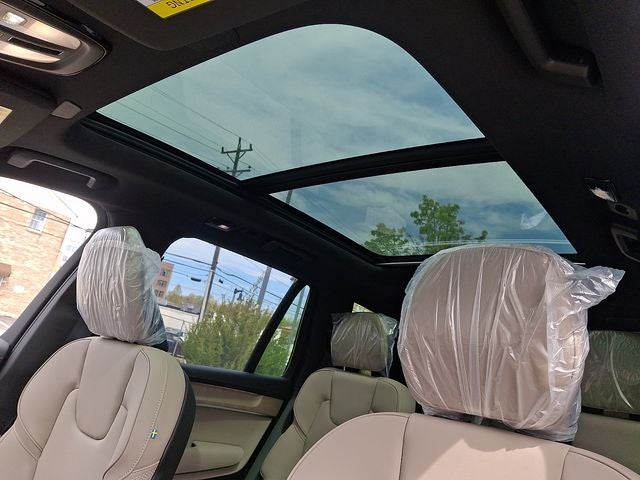 2026 Volvo XC90 B6 Plus 6-Seater