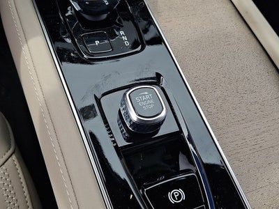 2026 Volvo XC90 B6 Plus 6-Seater