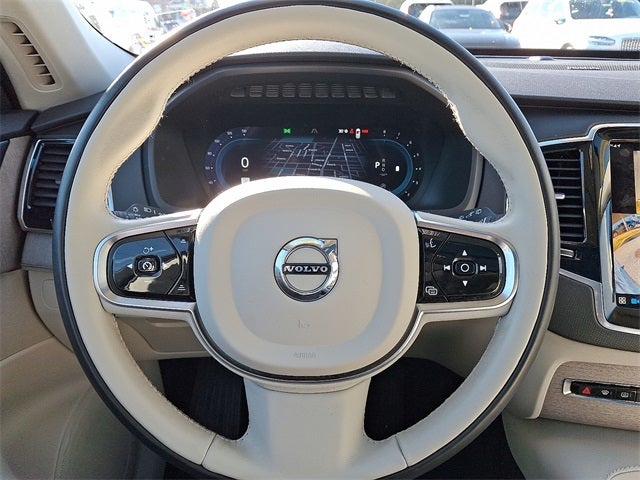 2024 Volvo XC90 B6 Plus Bright Theme 6-Seater