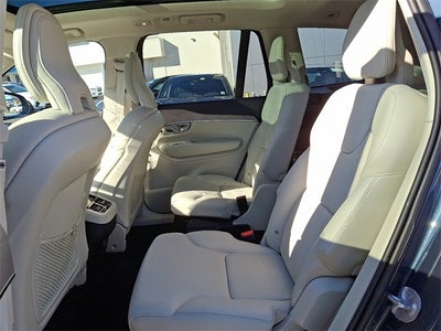 2024 Volvo XC90 B6 Plus Bright Theme 6-Seater