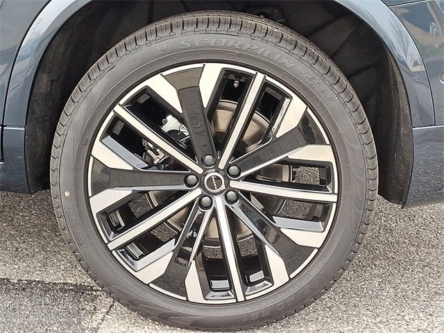 2026 Volvo XC90 B6 Ultra