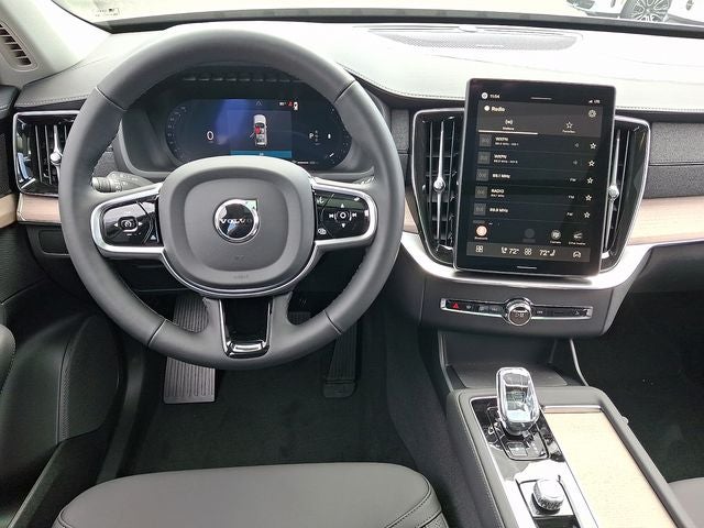 2027 Volvo XC90 Base