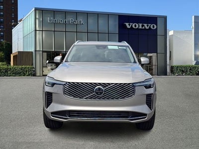 2027 Volvo XC90 Base
