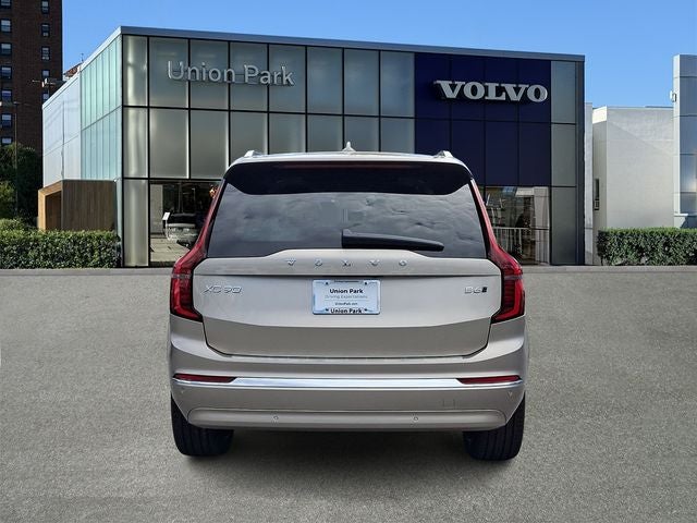 2027 Volvo XC90 Base