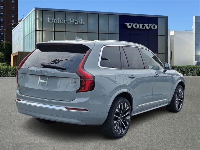 2026 Volvo XC90 B6 Plus 7-Seater