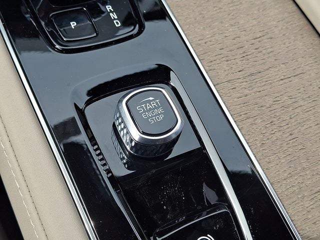 2026 Volvo XC90 B6 Plus 7-Seater
