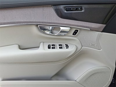 2026 Volvo XC90 B6 Ultra