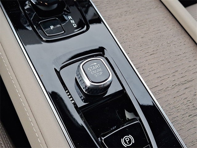 2026 Volvo XC90 B6 Ultra