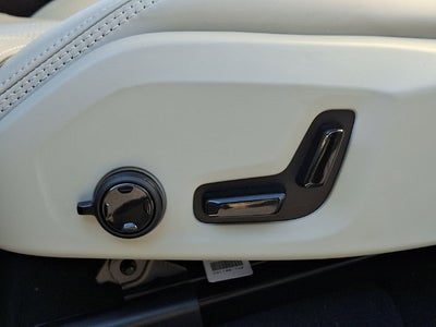 2027 Volvo XC90 Base