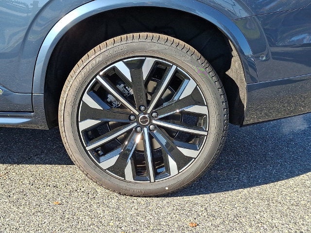 2027 Volvo XC90 Base