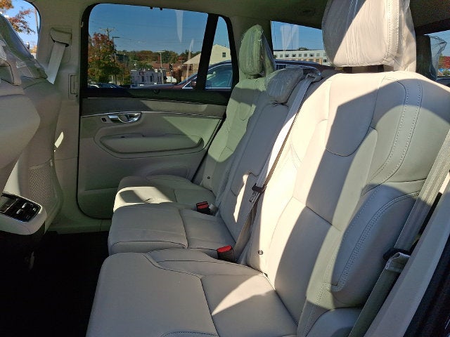 2027 Volvo XC90 Base
